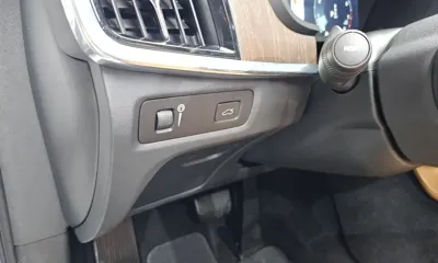 Volvo V90 2021, 43263 км, за 24377.55 USD - фото 31