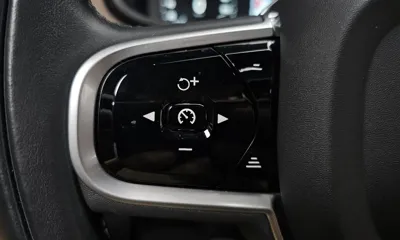 Volvo V90 2021, 43263 км, за 24377.55 USD - фото 32