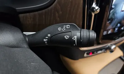 Volvo V90 2021, 43263 км, за 24377.55 USD - фото 35