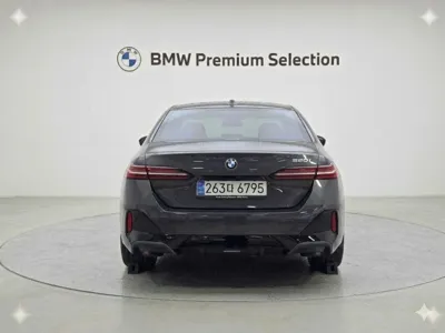 BMW 5-Series 2024, 31071 км, за 33477.75 USD