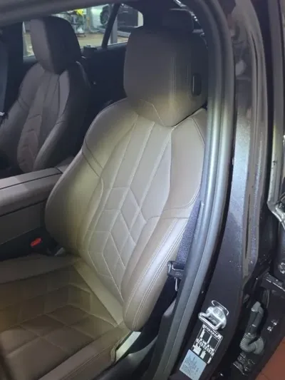 BMW 5-Series 2024, 31071 км, за 33477.75 USD - фото 6