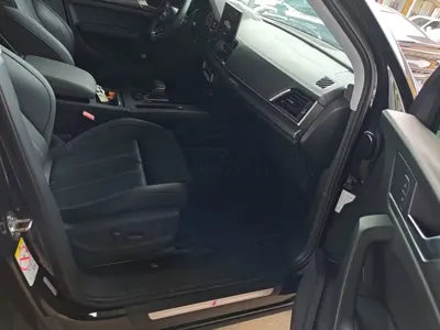 Audi Q5L 2022, 35800 км, за 25646.94 USD - фото 25