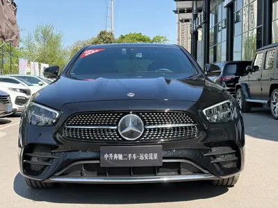 Mercedes-Benz E-Class 2022, 45000 км, за 36623.77 USD