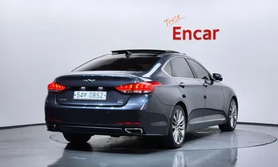Hyundai Genesis 2016, 138753 км, за 8198.77 USD