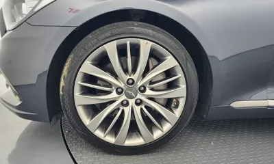 Hyundai Genesis 2016, 138753 км, за 8198.77 USD