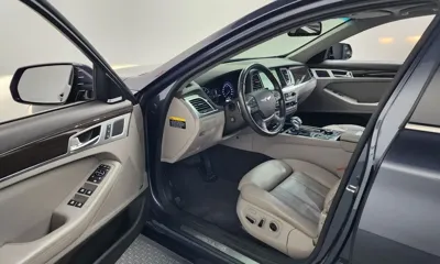 Hyundai Genesis 2016, 138753 км, за 8198.77 USD - фото 10