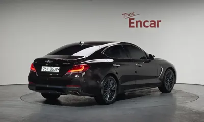 Genesis G70 2018, 102760 км, за 8402.26 USD