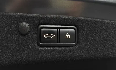 Hyundai Grandeur 2020, 96953 км, за 13676.91 USD - фото 20