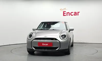 MINI Cooper 2024, 23 км, за 27763.11 USD