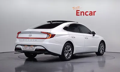 Hyundai Sonata 2020, 121910 км, за 8791.65 USD