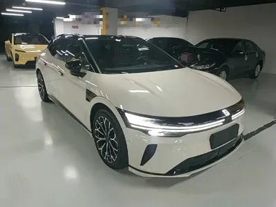 Zeekr 极氪007GT 2025, 15900 км, за 25012.82 USD