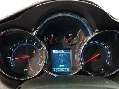 ChevroletGMDaewoo Cruze 2015, 133022 км, за 1634.5 USD