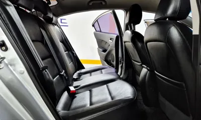 Kia K3 2013, 129871 км, за 3282.13 USD - фото 13