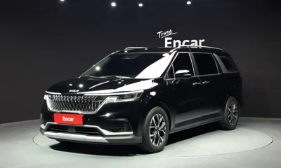 Kia Canival · 2023 год