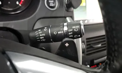 Land Rover Discovery Sport 2018, 99902 км, за 9051.87 USD - фото 18
