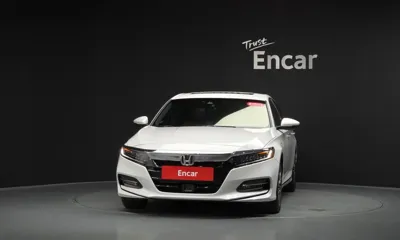 Honda Accord 2019, 53082 км, за 15547.76 USD