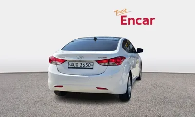 Hyundai Avante 2012, 165251 км, за 2560.06 USD