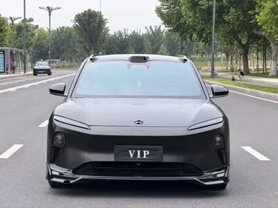 Nio ET5T 2023, 70000 км, за 16156.25 USD