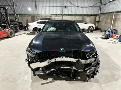 BMW 5 Series 2025, 35000 км, за 35019.92 USD - фото 13
