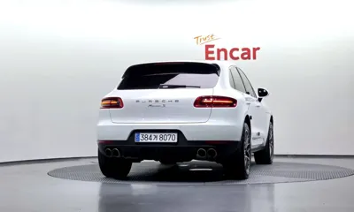 Porsche Macan 2015, 127656 км, за 16083.86 USD