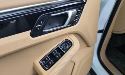Porsche Macan 2015, 127656 км, за 16083.86 USD - фото 27
