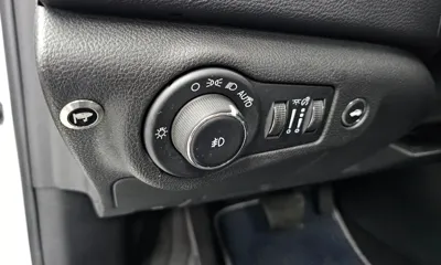 Chrysler 200 2015, 115448 км, за 2560.06 USD - фото 19