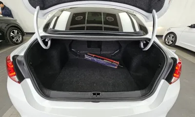 Chrysler 200 2015, 115448 км, за 2560.06 USD - фото 20