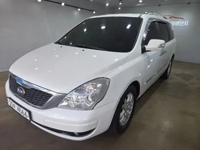 Kia Canival 2014, 207000 км, за 3120.33 USD