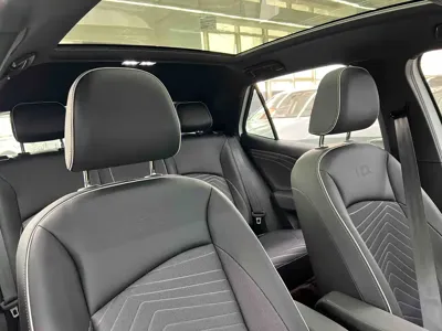 Volkswagen ID.3 2025, 6000 км, за 14243.4 USD - фото 14
