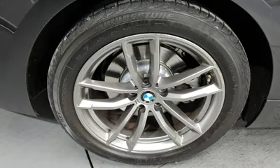 BMW 5-Series 2020, 85113 км, за 17641.23 USD