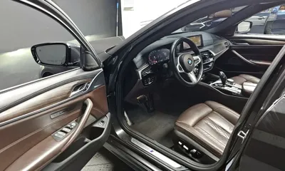 BMW 5-Series 2020, 85113 км, за 17641.23 USD - фото 10