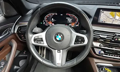 BMW 5-Series 2020, 85113 км, за 17641.23 USD - фото 13