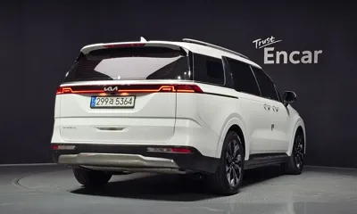 Kia Canival 2023, 64739 км, за 18379.94 USD