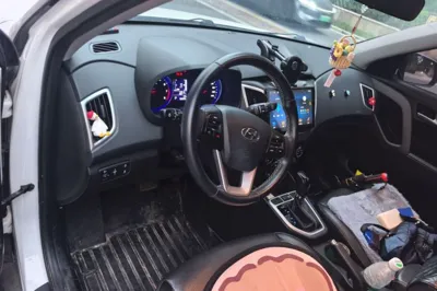 Hyundai ix25 2017, 56600 км, за 7595 USD - фото 6