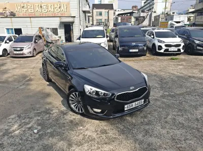 Kia K7 2013, 150254 км, за 3413.42 USD