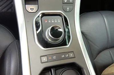 Land Rover Range Rover Evoque 2018, 63800 км, за 14013 USD - фото 9