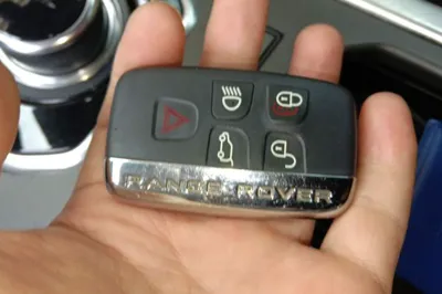Land Rover Range Rover Evoque 2018, 63800 км, за 14013 USD - фото 15