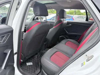 Audi Q2L 2021, 34000 км, за 10223.64 USD