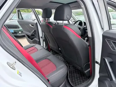 Audi Q2L 2021, 34000 км, за 10223.64 USD