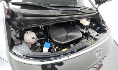 Hyundai Staria 2022, 125766 км, за 17728.58 USD - фото 6
