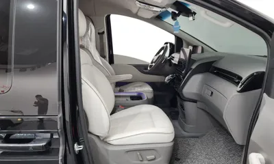 Hyundai Staria 2022, 125766 км, за 17728.58 USD - фото 11