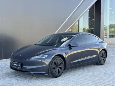 Tesla Model 3 2024, 57000 км, за 25749.94 USD