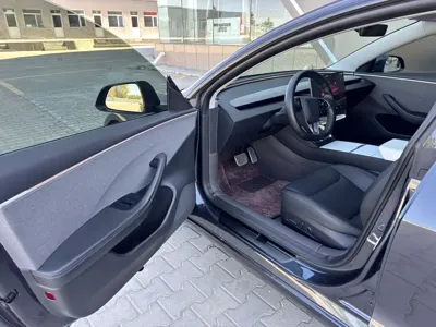 Tesla Model 3 2024, 57000 км, за 25749.94 USD - фото 9