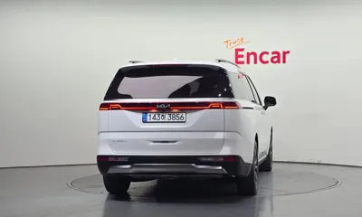 Kia Canival 2023, 24013 км, за 23377.46 USD