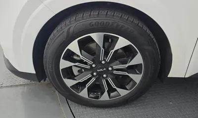 Kia Canival 2023, 24013 км, за 23377.46 USD