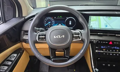 Kia Canival 2023, 24013 км, за 23377.46 USD - фото 13