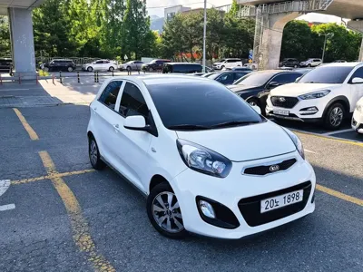 Kia Morning 2013, 130800 км, за 2268.74 USD