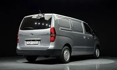 Hyundai Starex 2019, 76541 км, за 10496.26 USD
