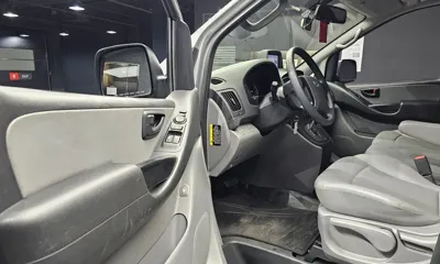 Hyundai Starex 2019, 76541 км, за 10496.26 USD - фото 10