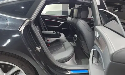 Audi A7 2023, 14592 км, за 37053.88 USD - фото 11